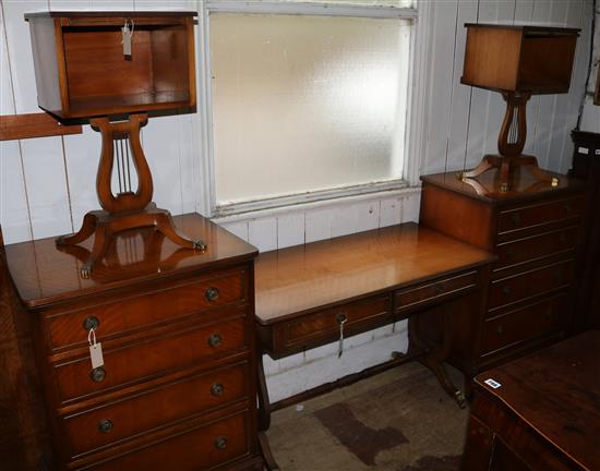 Regency style mahogany six-piece bedroom suite(-)